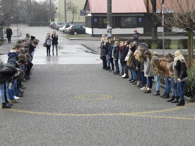 Przed Domem Kultury królował polonez.